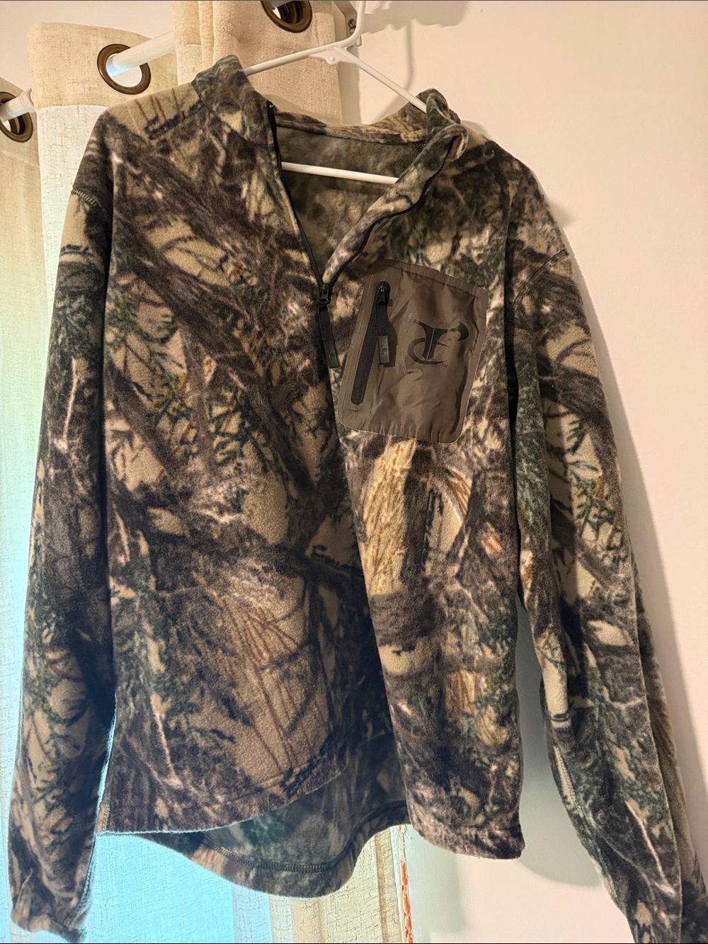 Camo Fleece Pullover Hoodie with Chest Pocket
